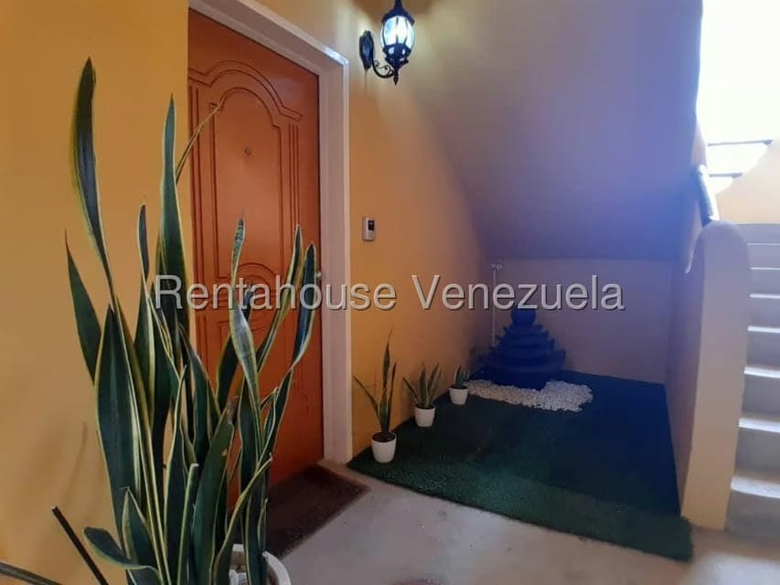 Townhouse (Duplex) en Venta en La Union, Distrito Metropolitano - 6