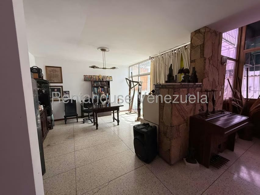 Casa (Multipes Niveles) en Venta en La California Norte, Distrito Metropolitano - 12