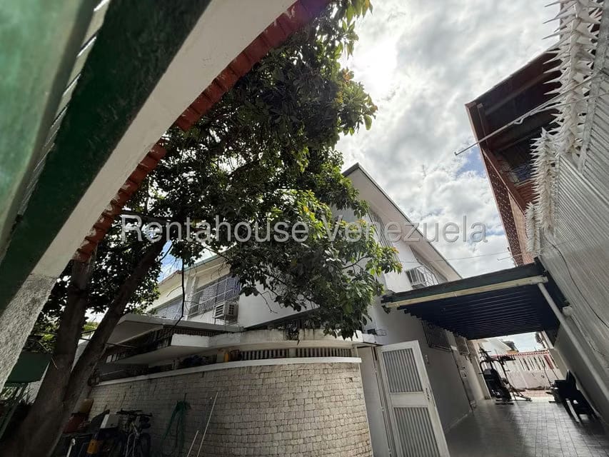 Casa (Multipes Niveles) en Venta en La California Norte, Distrito Metropolitano - 3