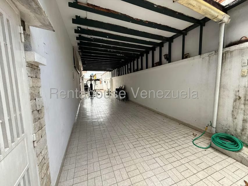 Casa (Multipes Niveles) en Venta en La California Norte, Distrito Metropolitano - 4