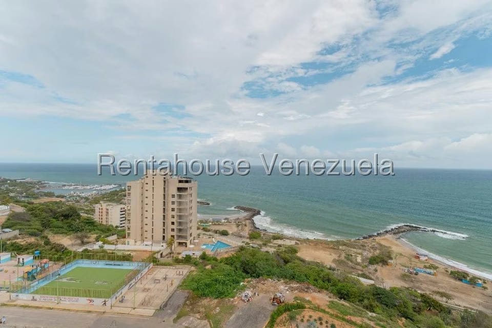Apartamento (1 Nivel) en Venta en Playa Grande, Vargas - 13