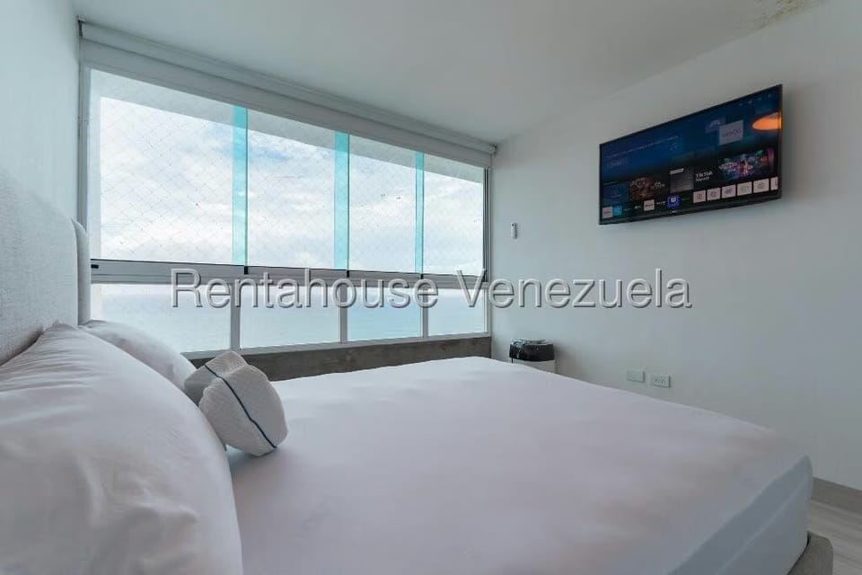Apartamento (1 Nivel) en Venta en Playa Grande, Vargas - 16