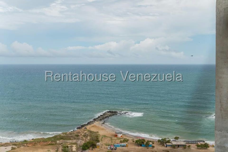 Apartamento (1 Nivel) en Venta en Playa Grande, Vargas - 17