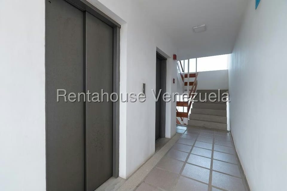 Apartamento (1 Nivel) en Venta en Playa Grande, Vargas - 31