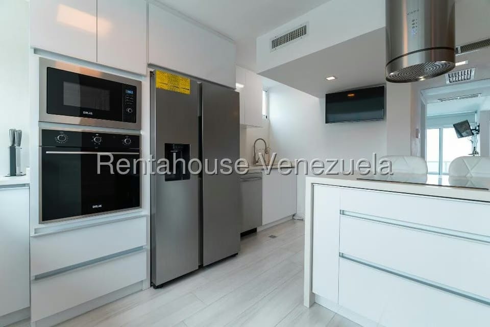 Apartamento (1 Nivel) en Venta en Playa Grande, Vargas - 5