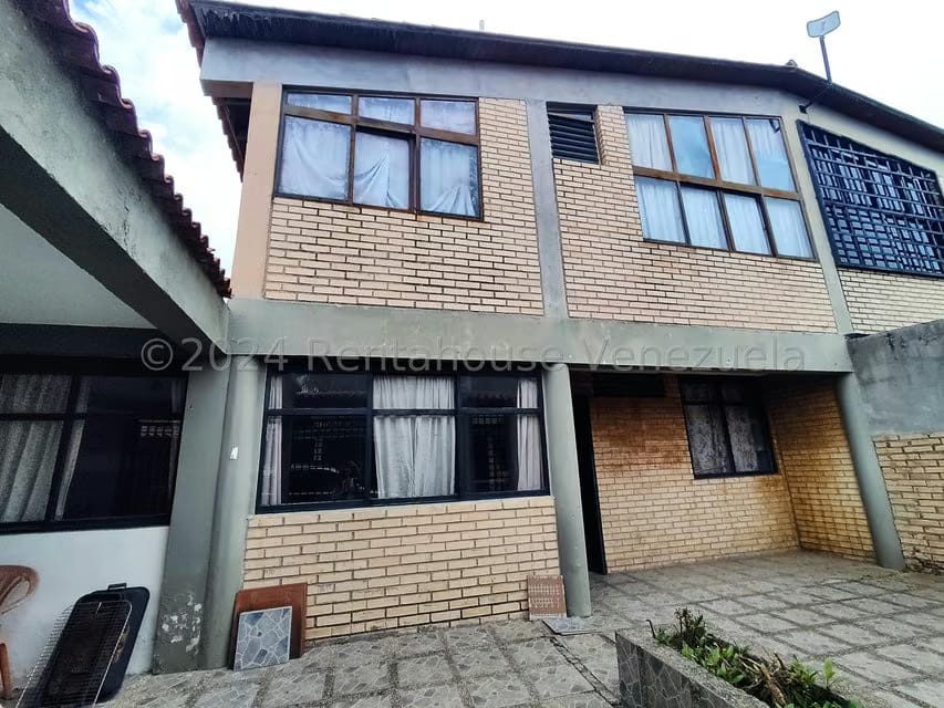 Casa (Duplex) en Venta en El Castillejo, Miranda - 2