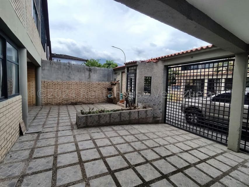 Casa (Duplex) en Venta en El Castillejo, Miranda - 3