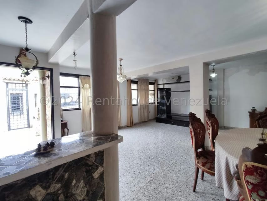 Casa (Duplex) en Venta en El Castillejo, Miranda - 9