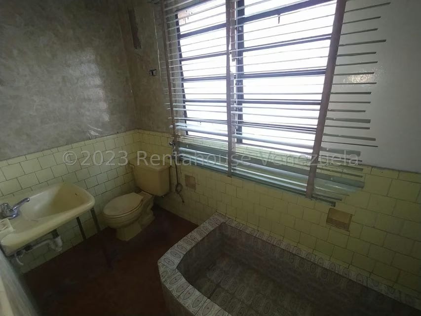 Casa (Multipes Niveles) en Venta en Zona Centro, Aragua - 26