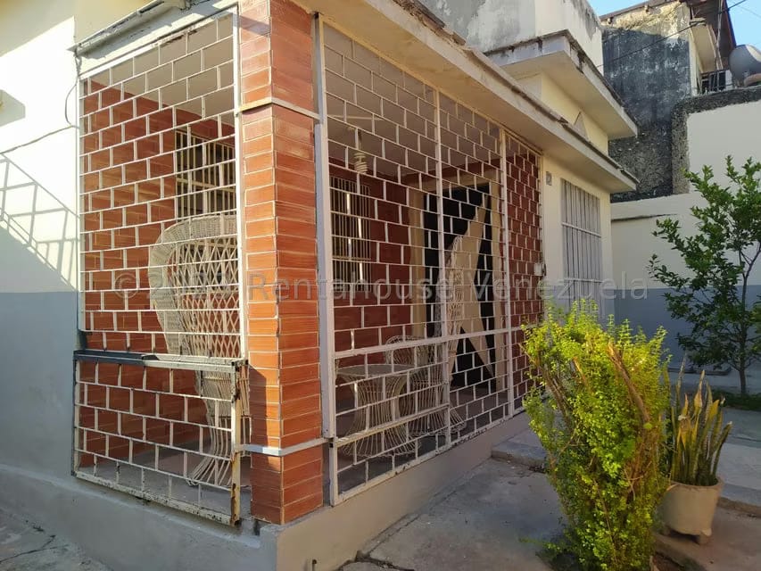 Casa (Multipes Niveles) en Venta en Zona Centro, Aragua - 4