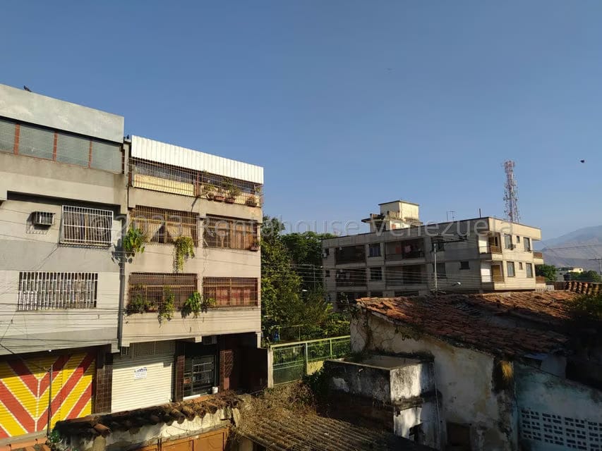 Casa (Multipes Niveles) en Venta en Zona Centro, Aragua - 39