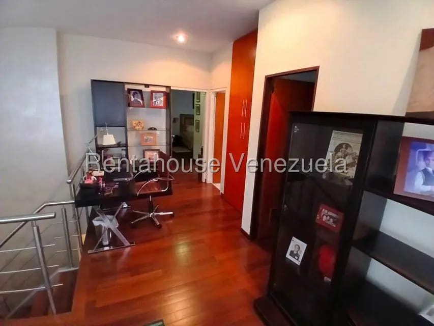 Apartamento (Duplex) en Venta en Los Naranjos de Las Mercedes, Distrito Metropolitano - 11