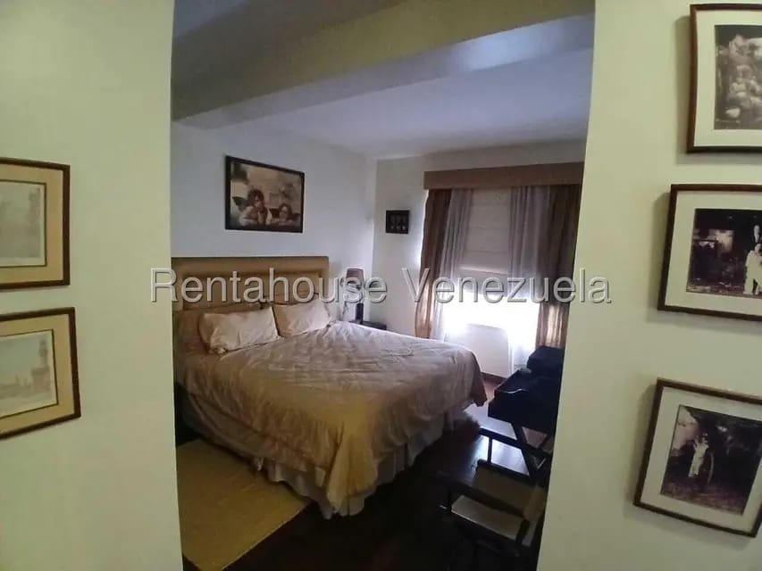 Apartamento (Duplex) en Venta en Los Naranjos de Las Mercedes, Distrito Metropolitano - 12
