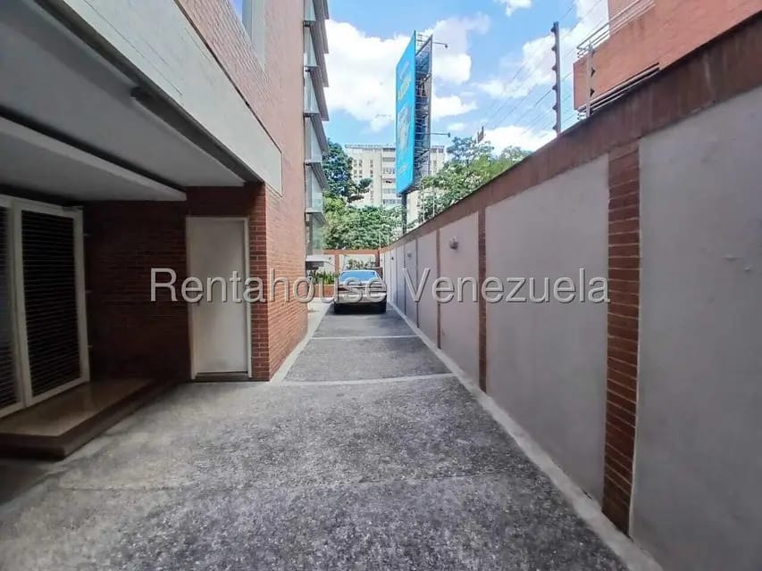 Apartamento (Duplex) en Venta en Los Naranjos de Las Mercedes, Distrito Metropolitano - 18