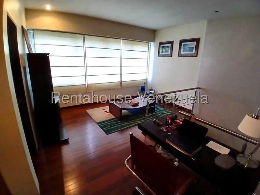 Apartamento (Duplex) en Venta en Los Naranjos de Las Mercedes, Distrito Metropolitano - 10
