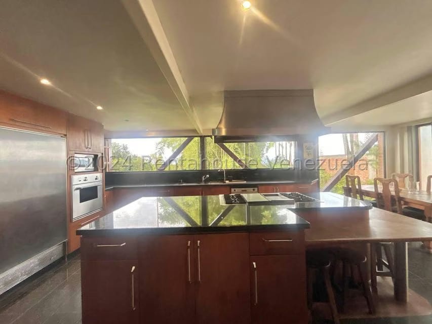 Casa (Multipes Niveles) en Venta en Oripoto, Distrito Metropolitano - 11