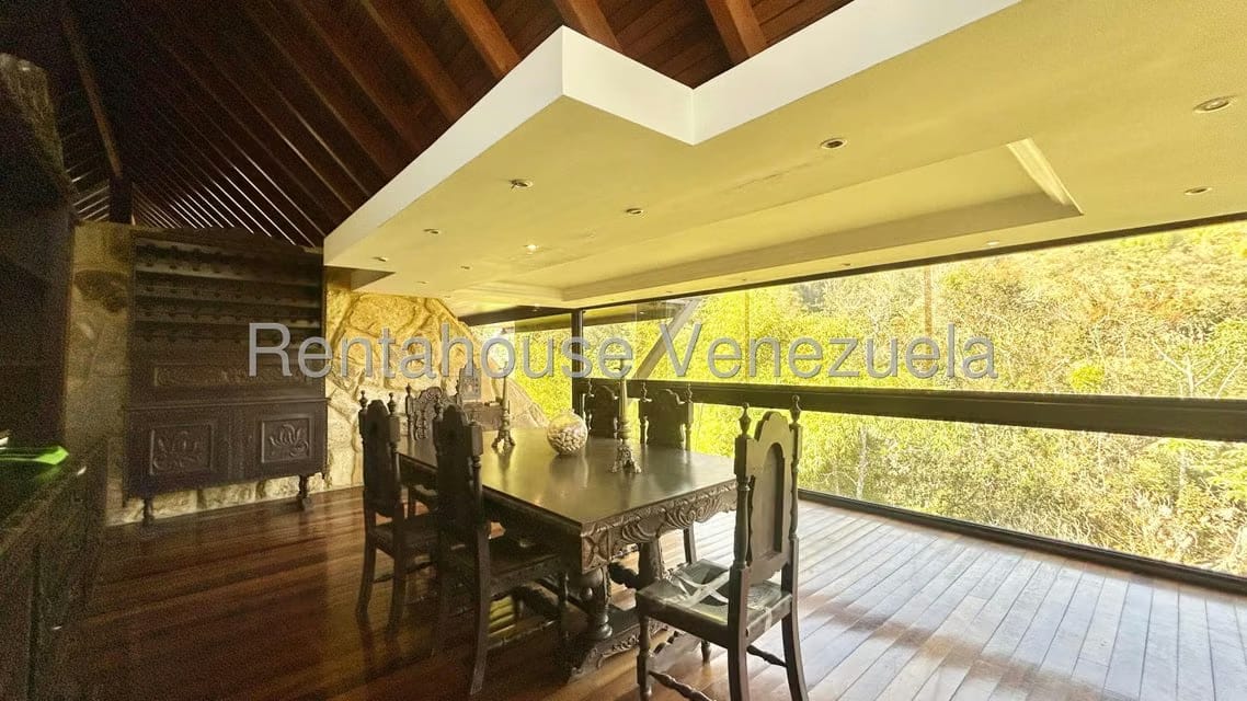 Casa (Multipes Niveles) en Venta en Oripoto, Distrito Metropolitano - 112