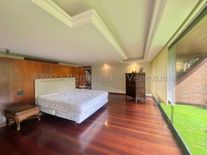 Casa (Multipes Niveles) en Venta en Oripoto, Distrito Metropolitano - 17