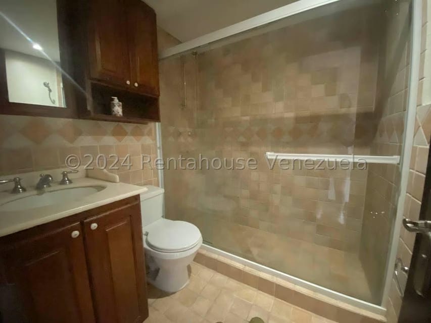 Casa (Multipes Niveles) en Venta en Oripoto, Distrito Metropolitano - 29