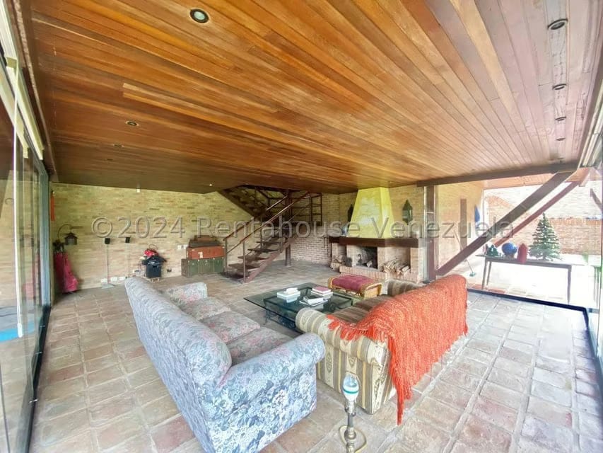 Casa (Multipes Niveles) en Venta en Oripoto, Distrito Metropolitano - 33