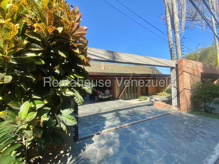 Casa (Multipes Niveles) en Venta en Oripoto, Distrito Metropolitano - 40