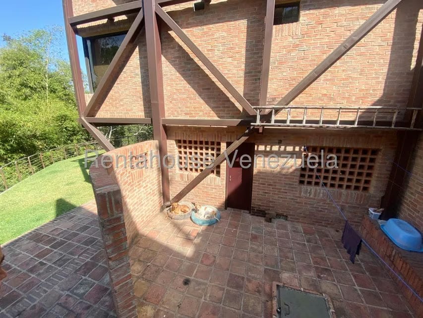 Casa (Multipes Niveles) en Venta en Oripoto, Distrito Metropolitano - 42