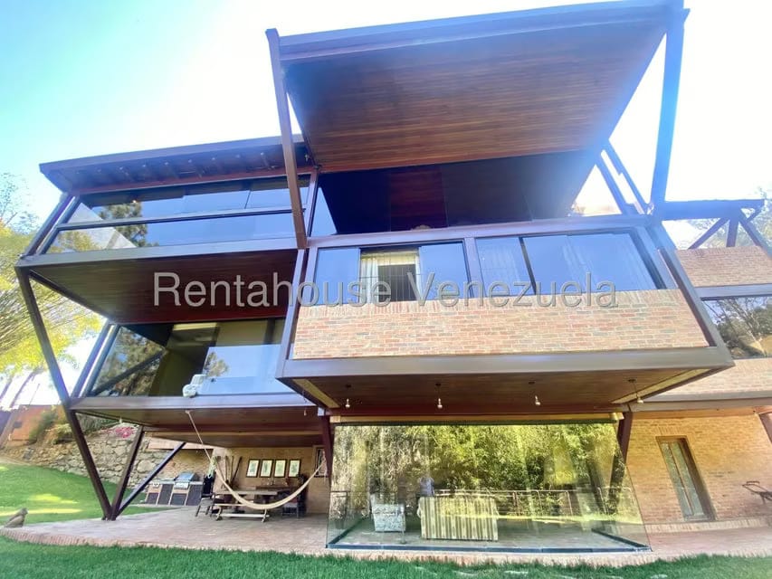 Casa (Multipes Niveles) en Venta en Oripoto, Distrito Metropolitano - 52