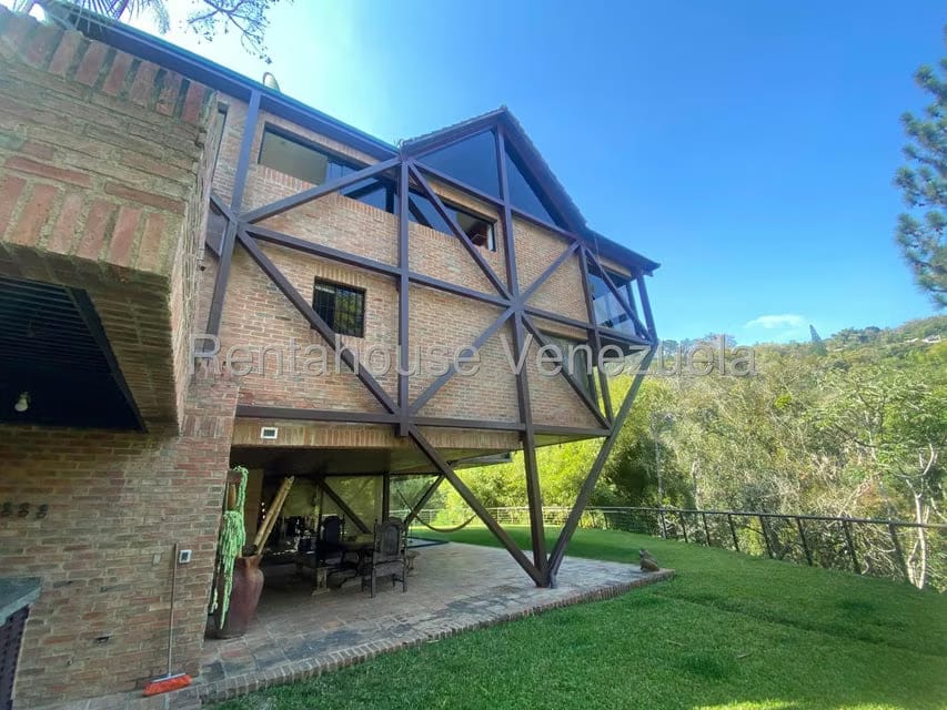 Casa (Multipes Niveles) en Venta en Oripoto, Distrito Metropolitano - 62