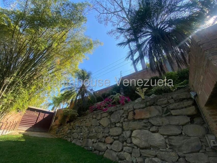 Casa (Multipes Niveles) en Venta en Oripoto, Distrito Metropolitano - 66