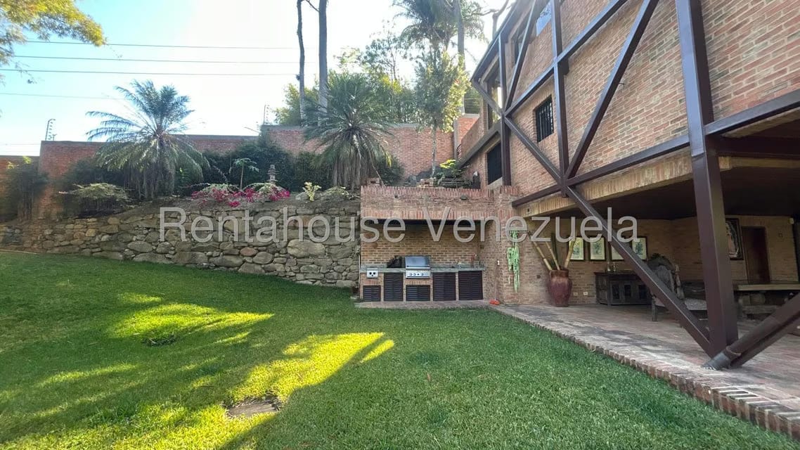 Casa (Multipes Niveles) en Venta en Oripoto, Distrito Metropolitano - 69