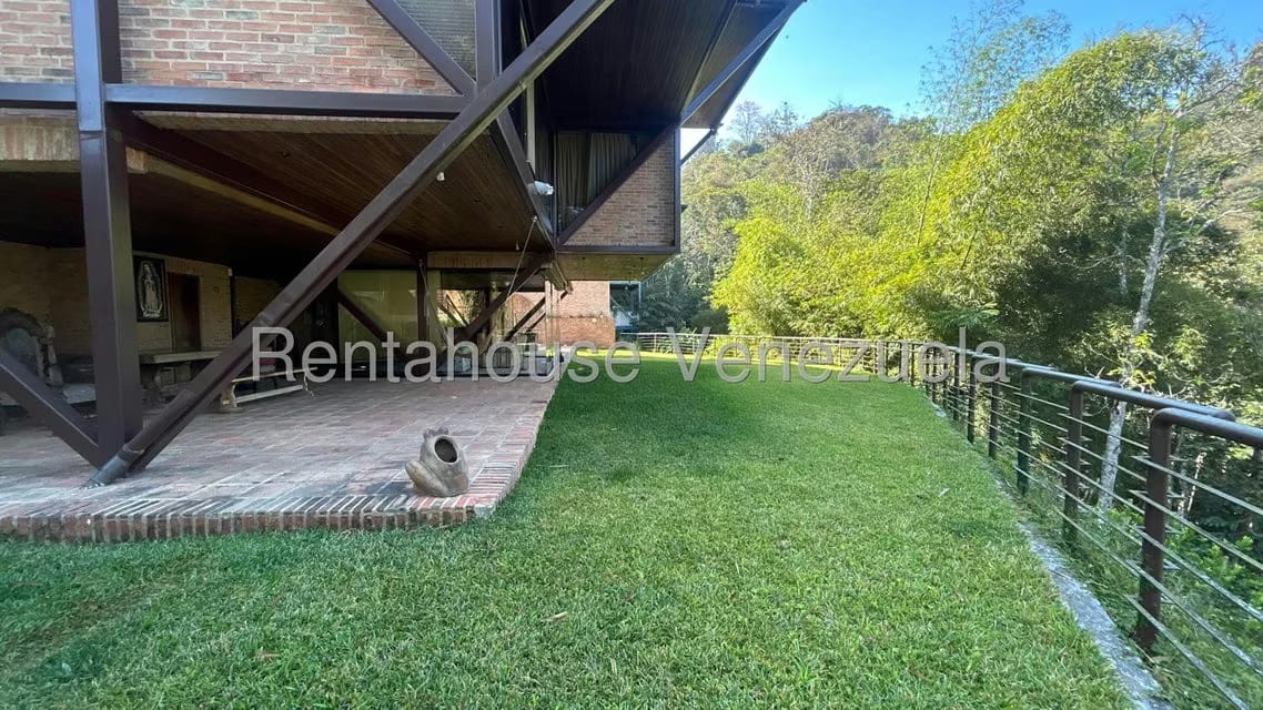 Casa (Multipes Niveles) en Venta en Oripoto, Distrito Metropolitano - 70