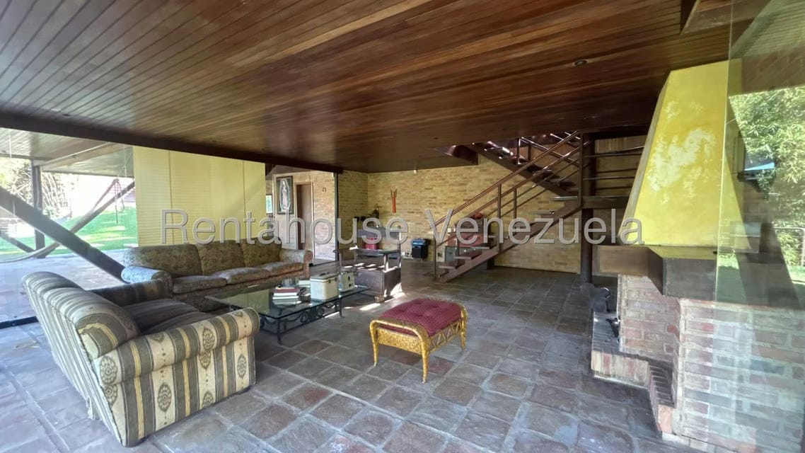 Casa (Multipes Niveles) en Venta en Oripoto, Distrito Metropolitano - 80