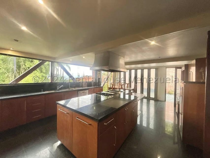 Casa (Multipes Niveles) en Venta en Oripoto, Distrito Metropolitano - 9