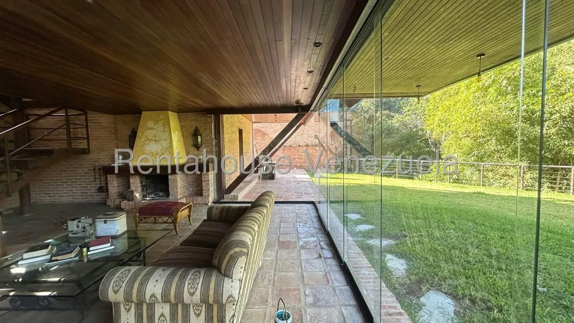 Casa (Multipes Niveles) en Venta en Oripoto, Distrito Metropolitano - 82