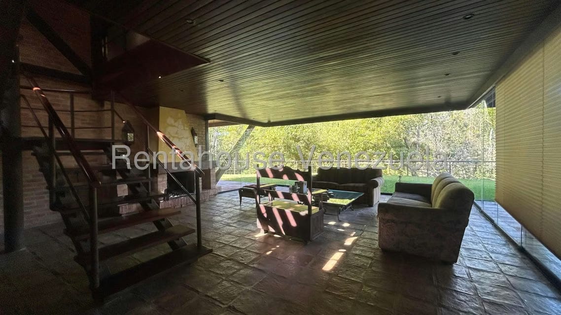 Casa (Multipes Niveles) en Venta en Oripoto, Distrito Metropolitano - 84