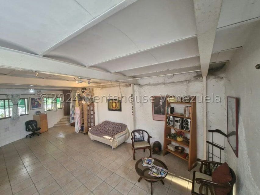 Casa (Duplex) en Venta en Colinas de Bello Monte, Distrito Metropolitano - 34