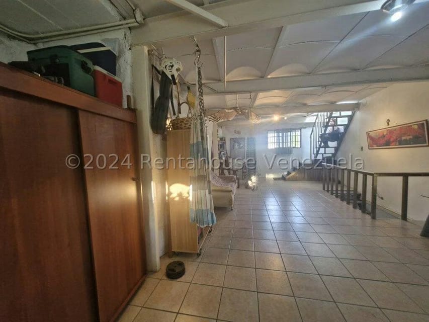 Casa (Duplex) en Venta en Colinas de Bello Monte, Distrito Metropolitano - 35