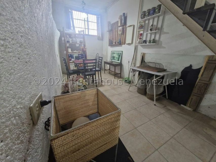 Casa (Duplex) en Venta en Colinas de Bello Monte, Distrito Metropolitano - 40