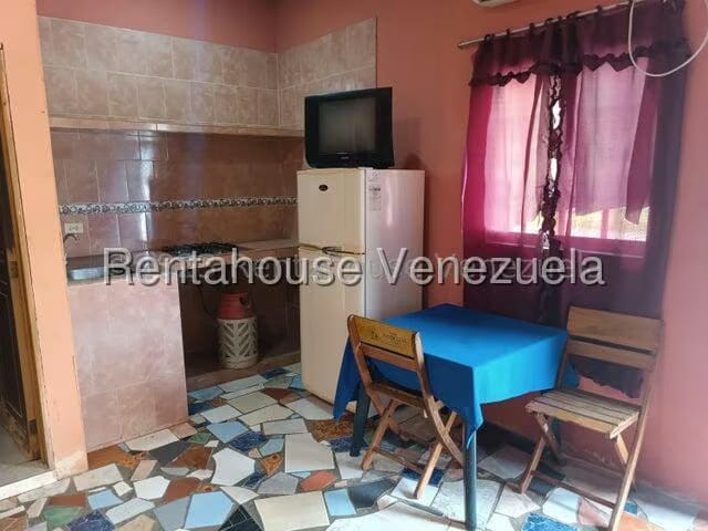 Comercial (Posada) en Venta en Via Curiepe, Miranda - 13