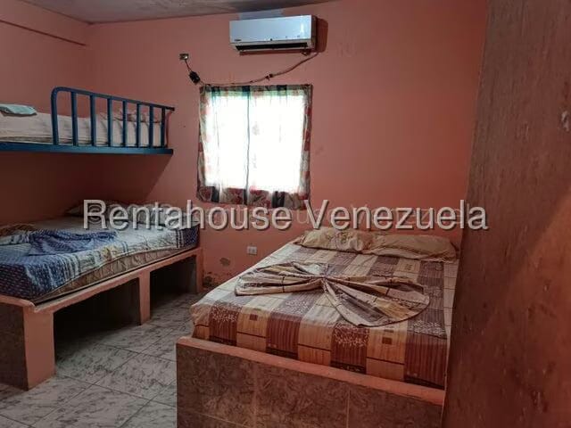 Comercial (Posada) en Venta en Via Curiepe, Miranda - 22