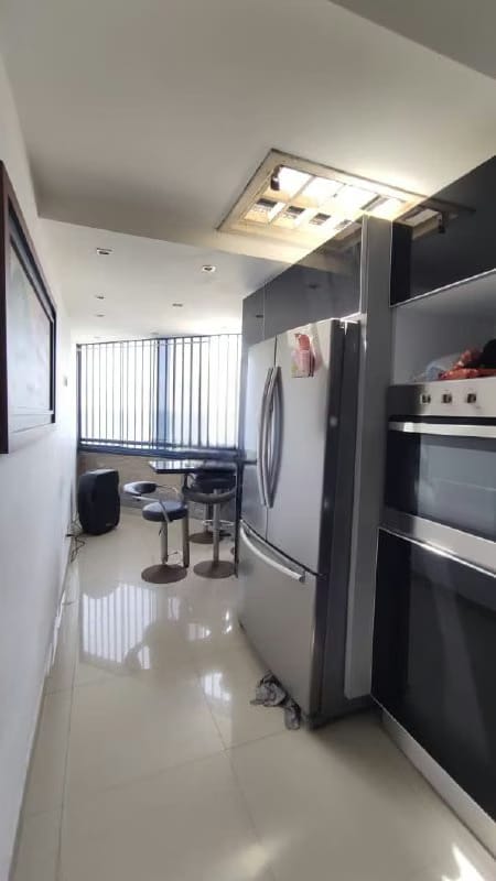 Apartamento en Venta - Urb. Los Corales - Caraballeda - Estado La Guaira