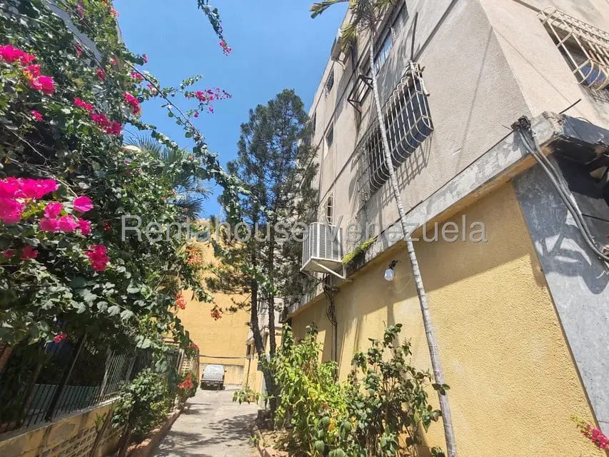 Apartamento (1 Nivel) en Venta en La Atlantida, Vargas - 24