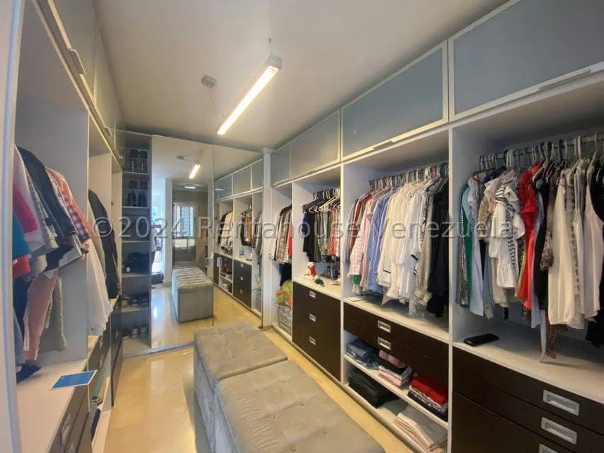 Apartamento (Multiples Niveles) en Venta en El Peñon, Distrito Metropolitano - 19