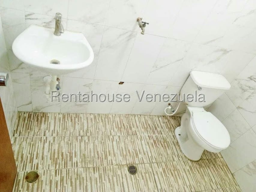 Comercial (Oficina) en Alquiler en Parroquia Concepcion, Lara - 12
