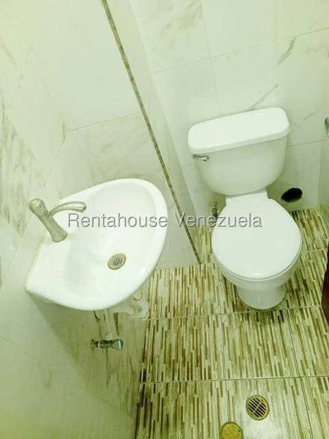 Comercial (Oficina) en Alquiler en Parroquia Concepcion, Lara - 8