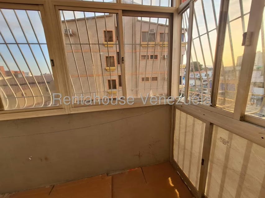 Apartamento (1 Nivel) en Venta en Centro, Lara - 25