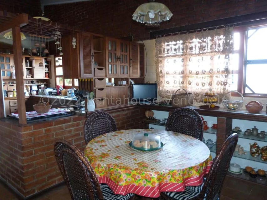 Casa (1 Nivel) en Venta en La Peña, Miranda - 24
