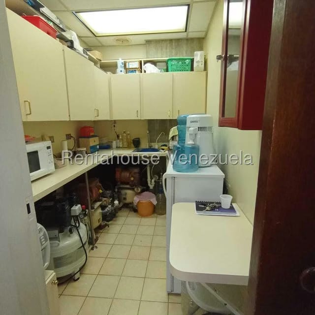 Comercial (Consultorio Medico) en Alquiler en Santa Paula, Distrito Metropolitano - 13
