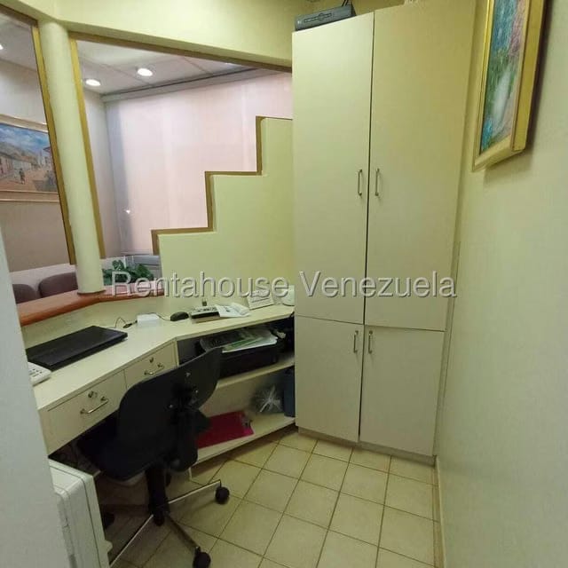 Comercial (Consultorio Medico) en Alquiler en Santa Paula, Distrito Metropolitano - 6