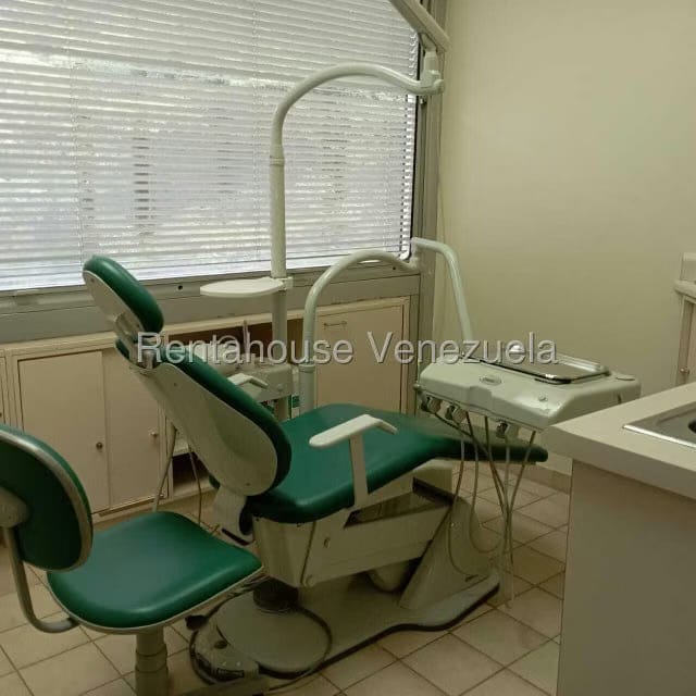 Comercial (Consultorio Medico) en Alquiler en Santa Paula, Distrito Metropolitano - 8